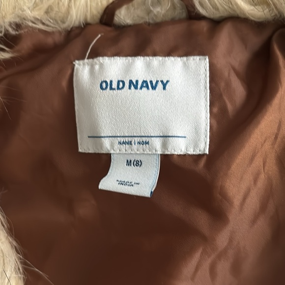 Old Navy Faux fur Vest Size M - Picture 4 of 6